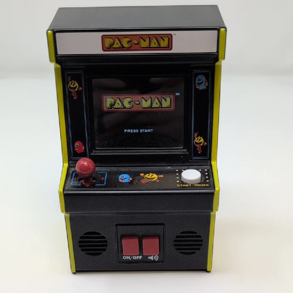 Mini Arcade Game - Black and Yellow A8